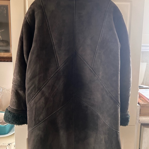 Unique sheepskin coat - Picture 5 of 6